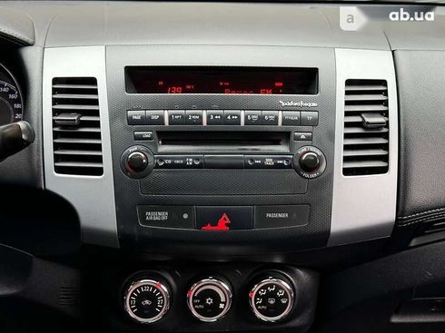 Mitsubishi Outlander 2012 - фото 24