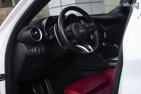Alfa Romeo Giulia 2022 - фото 10