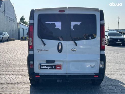 Nissan Primastar 2010 белый - фото 9