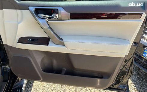 Lexus GX 2013 - фото 26