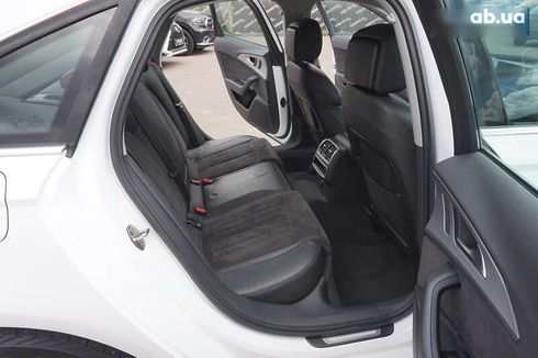 Audi A6 2012 - фото 29
