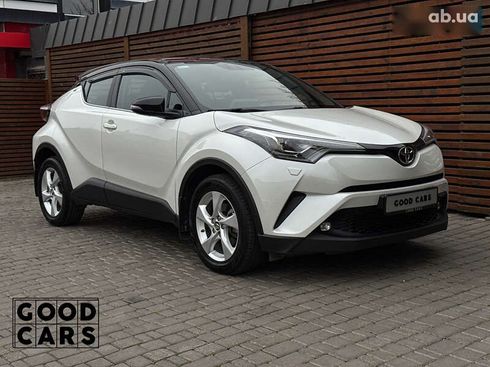 Toyota C-HR 2018 - фото 9