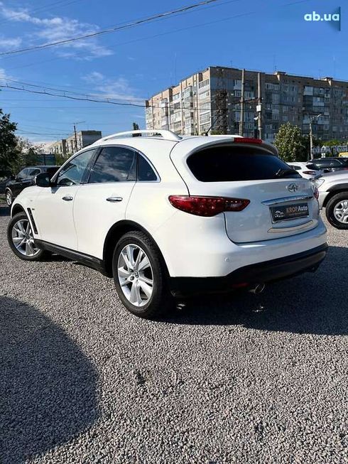 Infiniti QX70 2014 - фото 7