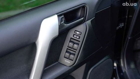 Toyota Land Cruiser Prado 2019 - фото 14