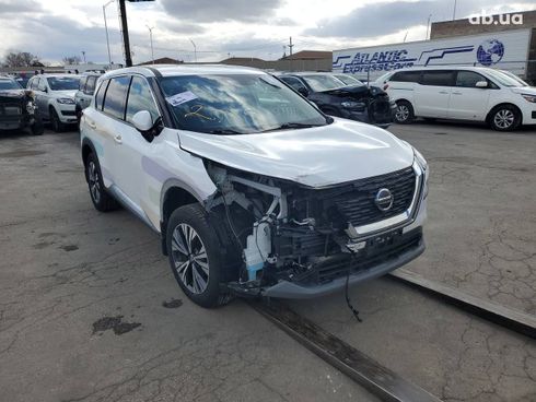 Nissan Rogue 2021 белый - фото 9
