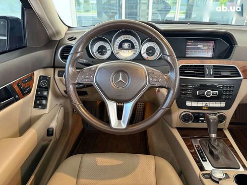 Mercedes-Benz C-Класс 2012 - фото 21