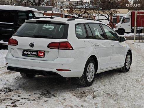 Volkswagen Golf 2019 белый - фото 16