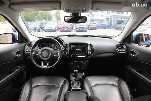 Jeep Compass 2017 - фото 10