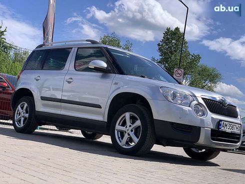 Skoda Yeti 2012 - фото 6