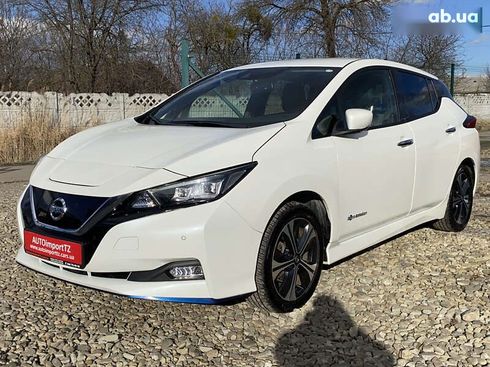 Nissan Leaf 2019 - фото 17