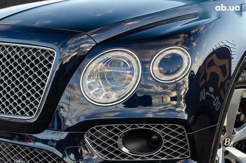 Bentley Bentayga 2019 - фото 13