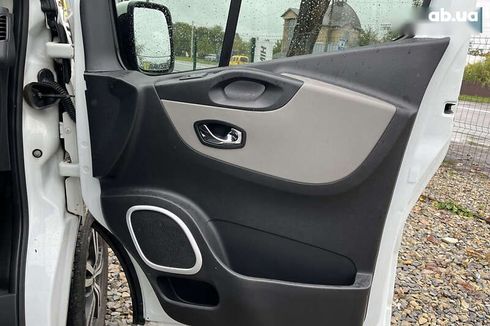 Renault Trafic 2017 - фото 20