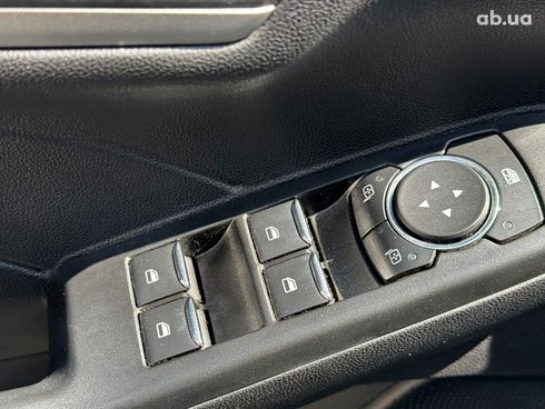 Ford Escape 2021 белый - фото 12