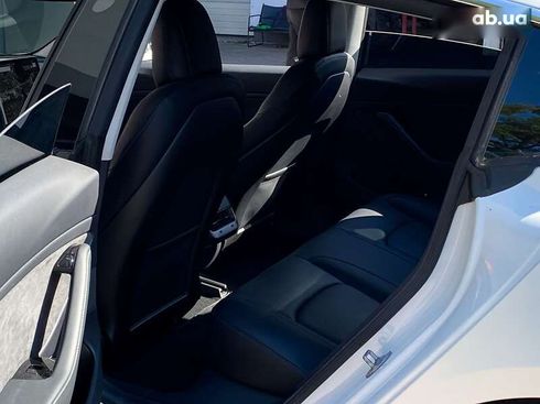 Tesla Model 3 2019 - фото 15