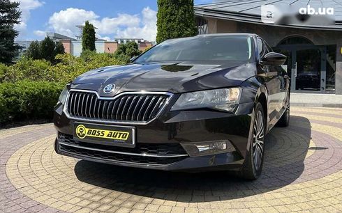 Skoda Superb 2018 - фото 3