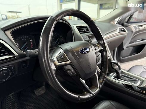 Ford Fusion 2013 - фото 26