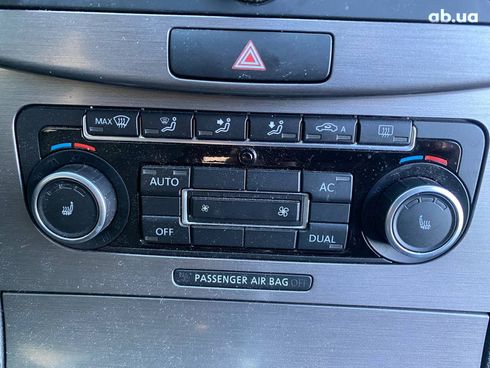 Volkswagen passat b7 2011 черный - фото 5