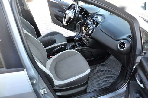 Fiat Punto 2012 - фото 25