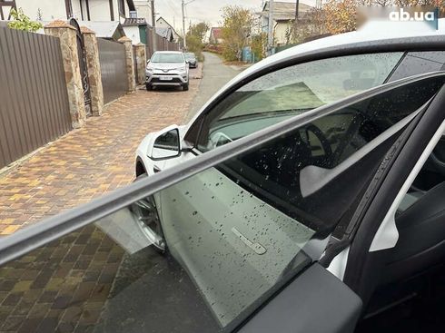 Tesla Model Y 2022 - фото 13