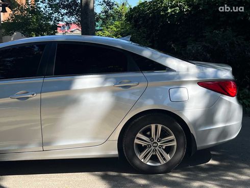 Hyundai Sonata 2014 серый - фото 7