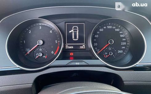 Volkswagen Passat 2017 - фото 10