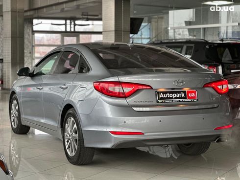 Hyundai Sonata 2016 серый - фото 6