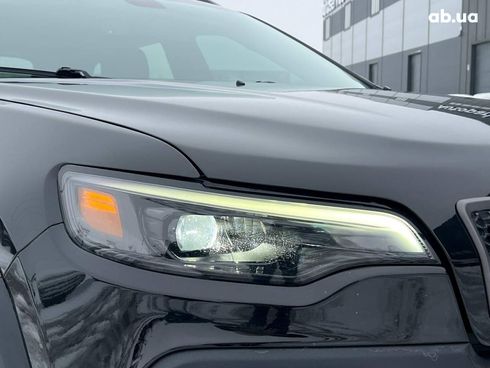 Jeep Cherokee 2019 черный - фото 26