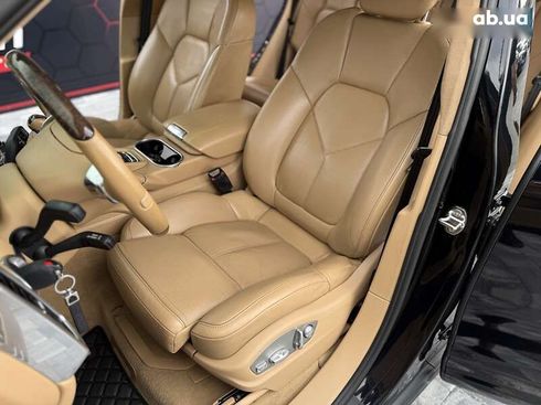 Porsche Cayenne 2012 - фото 23