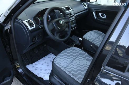 Skoda Fabia 2009 - фото 17