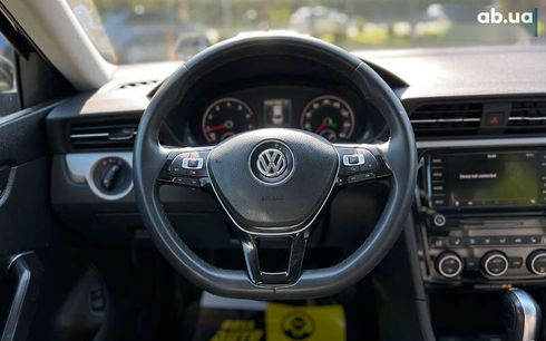 Volkswagen Passat 2020 - фото 16
