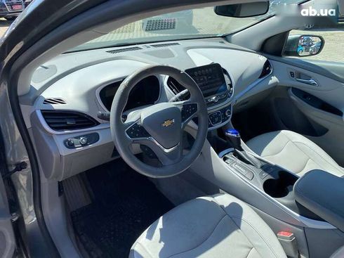 Chevrolet Volt 2016 - фото 11