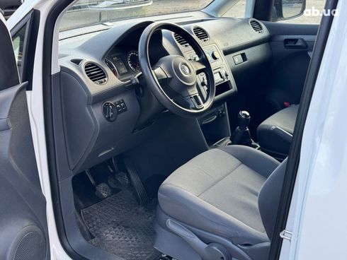 Volkswagen Caddy 2014 белый - фото 19