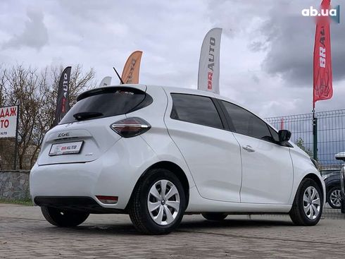 Renault Zoe 2020 - фото 15