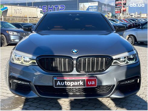 BMW 5 серия 2017 серый - фото 2