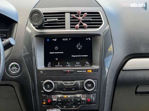 Ford Explorer 2018 - фото 13
