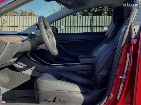 Tesla Model 3 2020 - фото 28