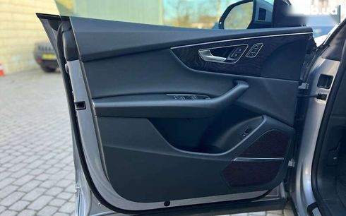 Audi Q8 2020 - фото 10