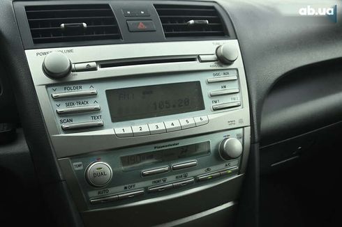 Toyota Camry 2008 - фото 28