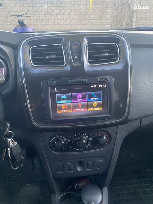 Renault Sandero 2019 белый - фото 14