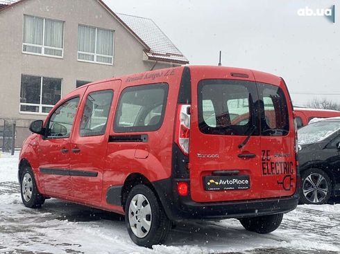 Renault Kangoo 2019 - фото 24