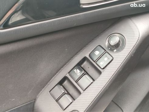 Mazda 3 2016 серый - фото 11