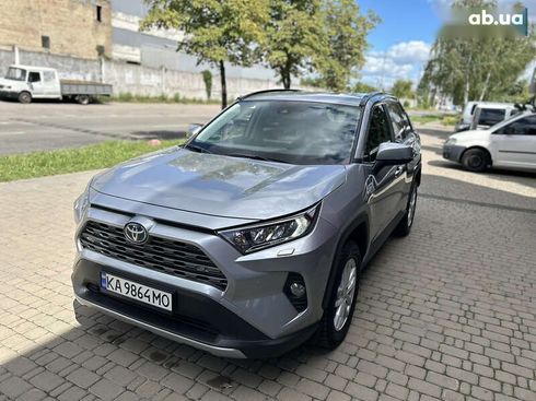 Toyota RAV4 2020 - фото 6