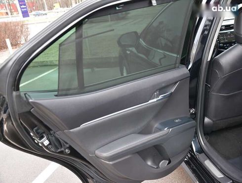 Toyota Camry 2019 - фото 25