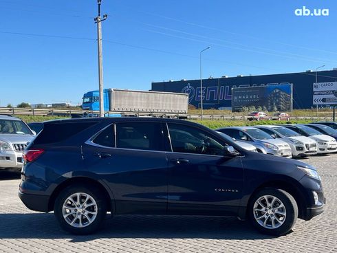 Chevrolet Equinox 2017 синий - фото 2