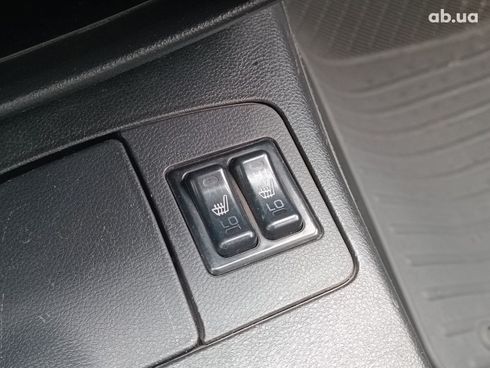 Mitsubishi Outlander 2003 красный - фото 26