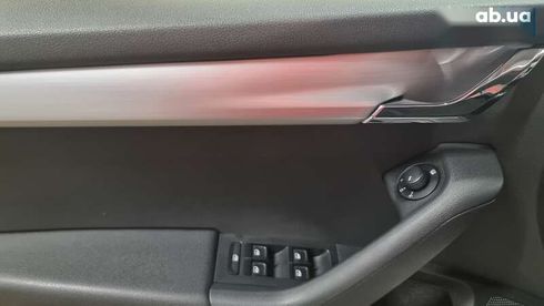 Skoda Octavia 2018 - фото 9