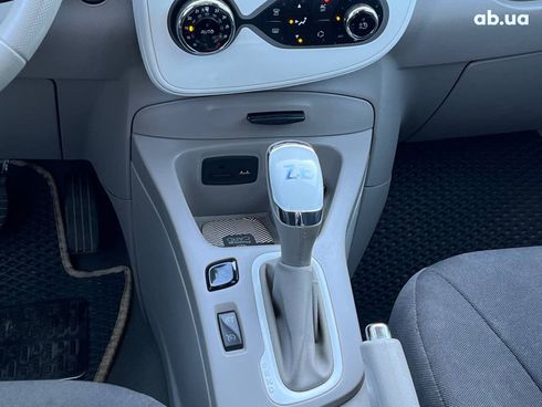 Renault Zoe 2014 белый - фото 27