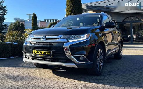 Mitsubishi Outlander 2019 - фото 3