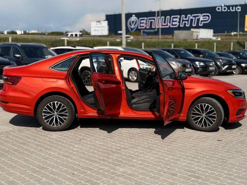 Volkswagen Jetta 2019 красный - фото 7