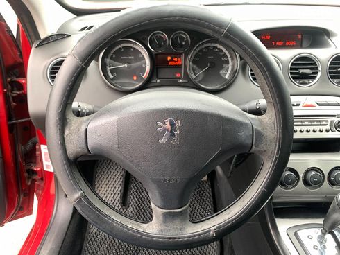 Peugeot 308 2010 красный - фото 30